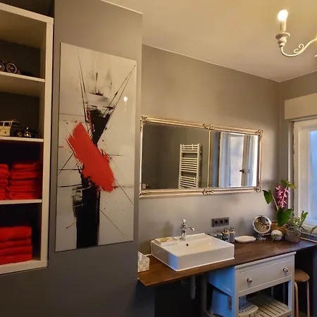 Extravagante Luxuswohnung Mit Viel Privatsphaere